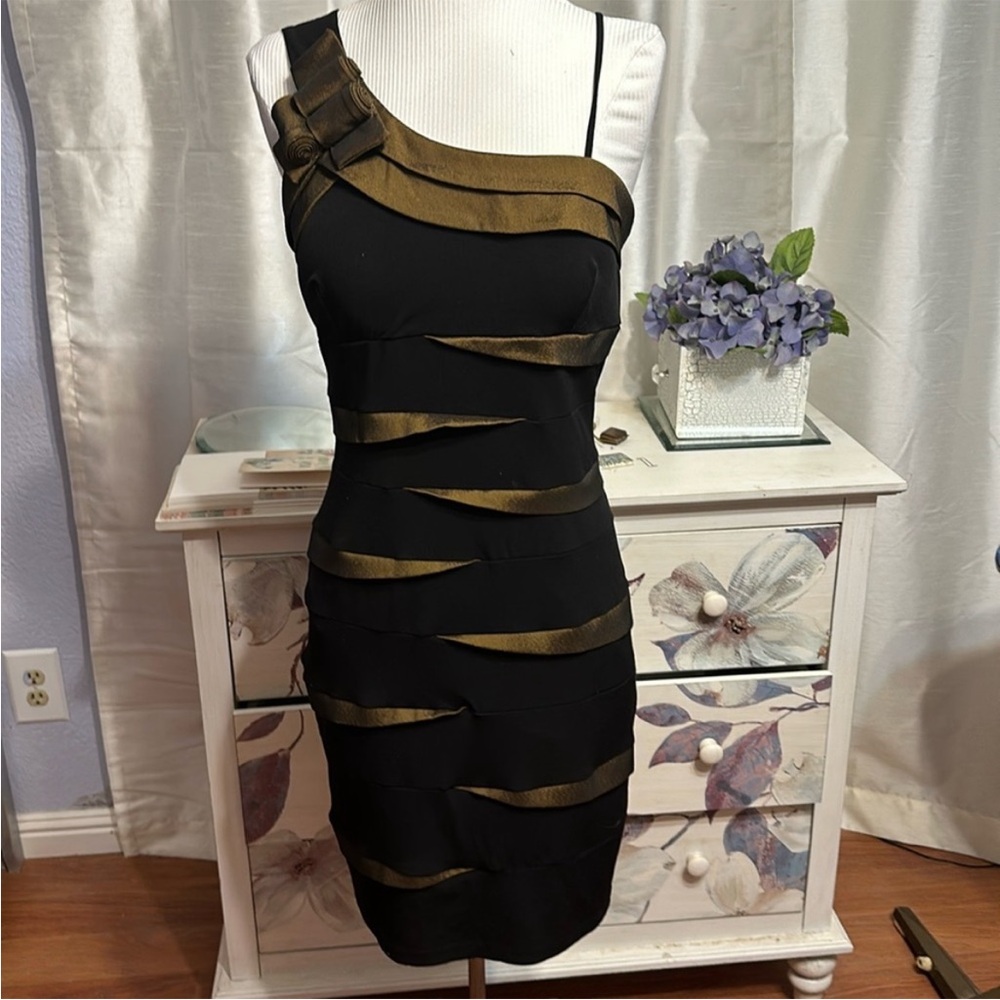 Valerie Bertinelli Bronze and Black Evening Dress size 6‎
